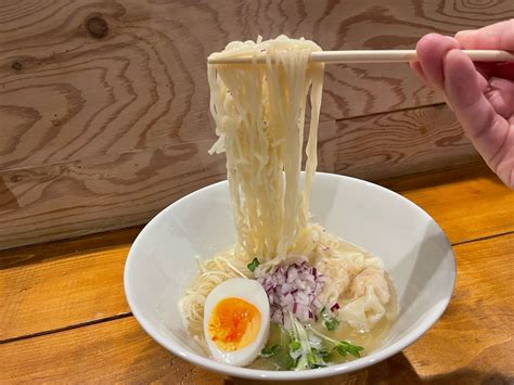 塩ラーメン アレンジ：宇宙の果てまで味わう無限の可能性